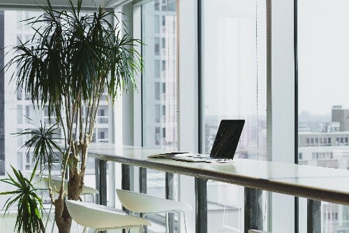 calgary-online-calgary-marketing-consultant-modern-office-picture