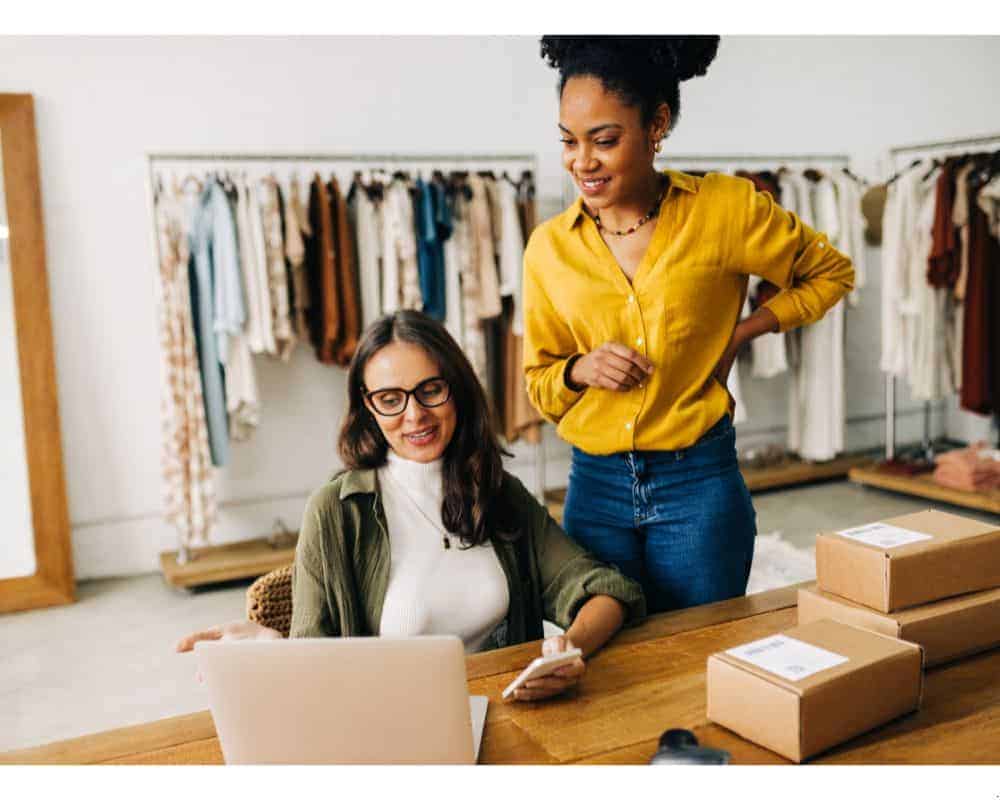 happy-business-owners-two-women