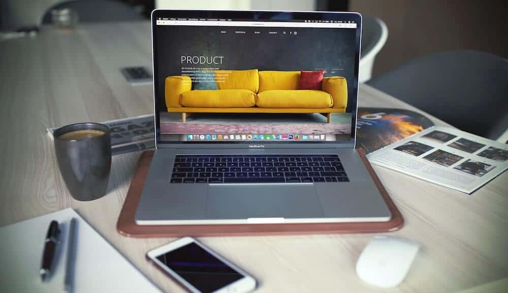 how-to-make-a-landing-page-in-wordpress-laptop-website-clio-websites