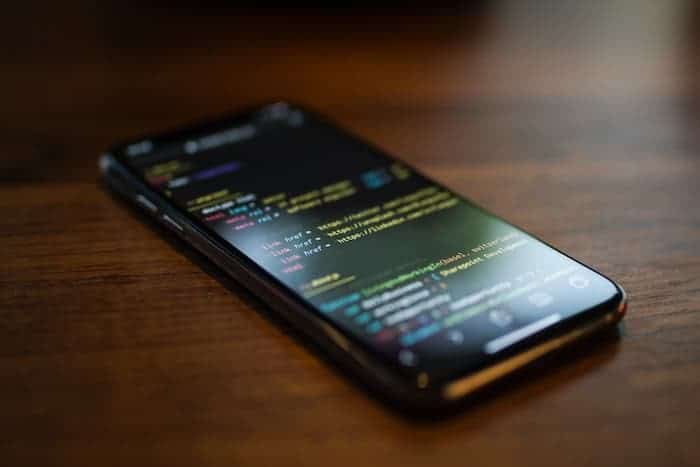 mobile-phone-with-code-seo-best-practices