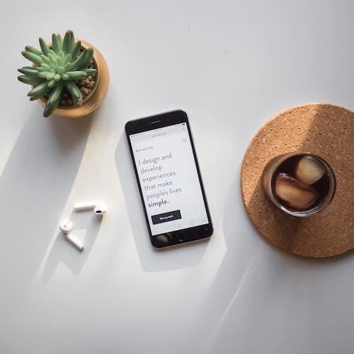 mobile-web-design-mobile-on-desktop-clio-websites