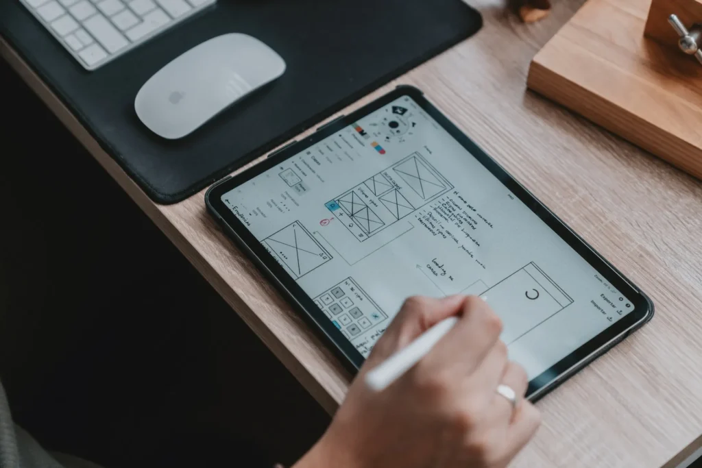 Illustrations and Animations in Web Design - UI